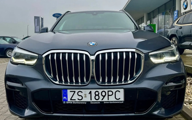 BMW X5 cena 249900 przebieg: 105000, rok produkcji 2021 z Dobra małe 106